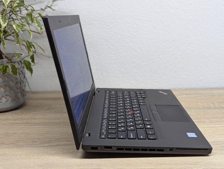 Ноутбук Б/В Lenovo ThinkPad T460P, Intel Core i7-6700HQ, DDR4 16 GB, SSD 360GB, NVIDIA GeForce 940MX 2Gb, 14"