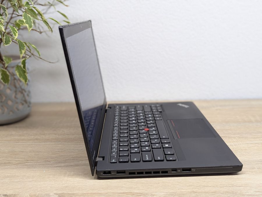 Уцінка! Ноутбук Б/В Lenovo ThinkPad T440S, Intel Core i5-4210U, DDR3 8 GB, SSD 128GB, 14" HD