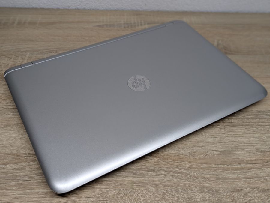 Ноутбук Б/В HP Pavilion 17 Notebook, Intel Core i3-6100U, DDR3 8 GB, SSD 128GB, 17" HD