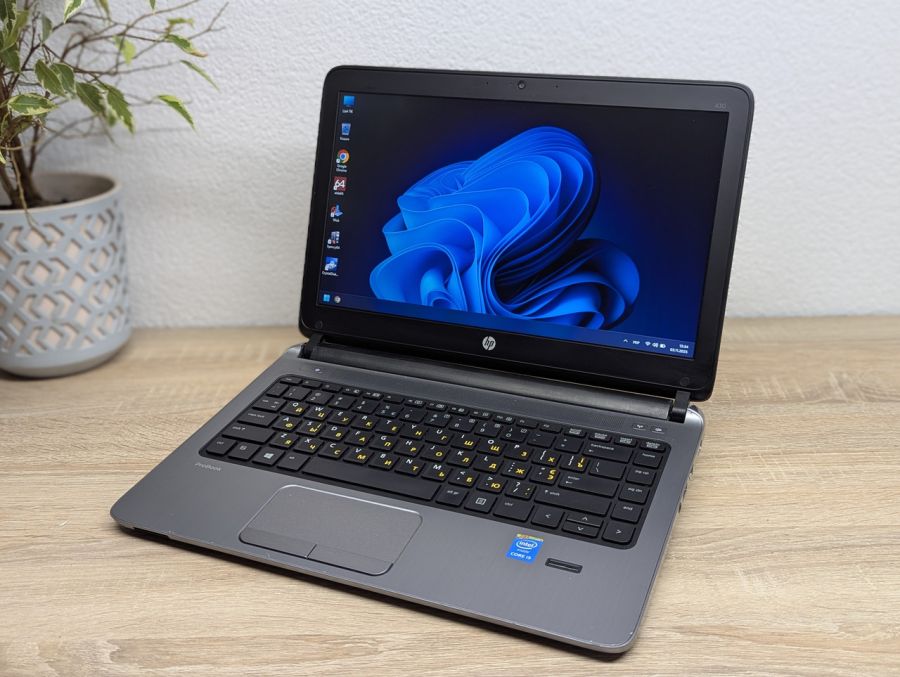Уцінка! Ноутбук Б/В HP ProBook 430 G2, Intel Core i5-5200U, DDR3 8 GB, SSD 128GB, 12.5" HD