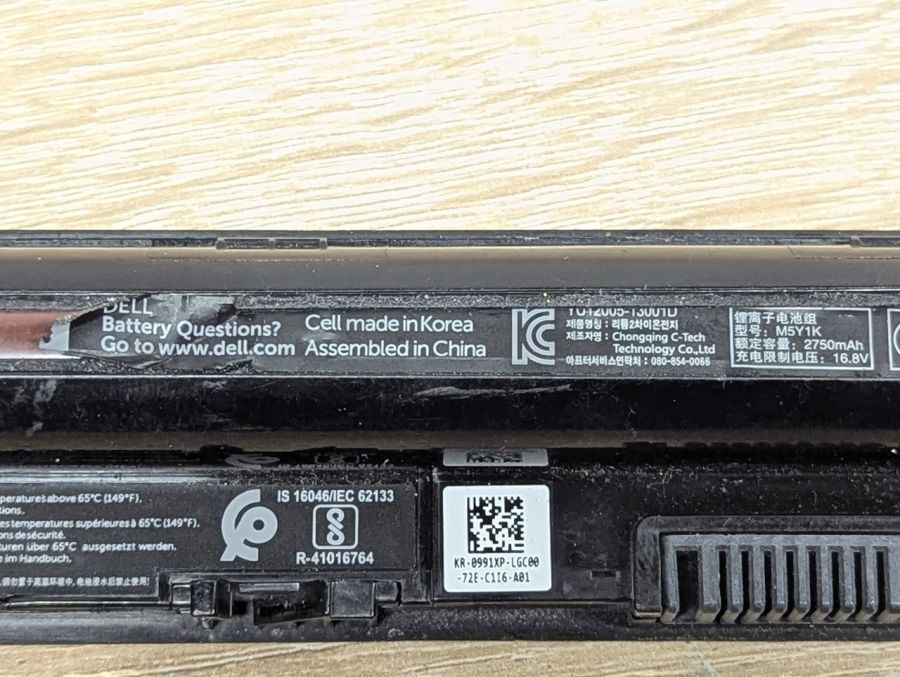 Б/В Оригінальна акумуляторна батарея Dell M5Y1K