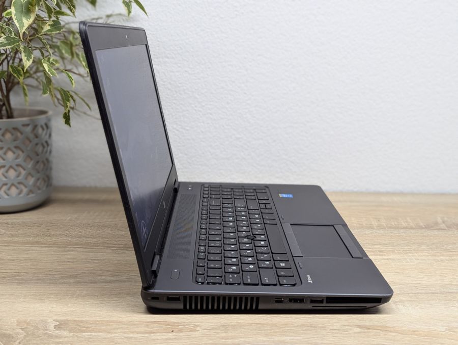 Ноутбук Б/В HP ZBook 15, Intel Core i7-4700MQ, DDR3 32GB, SSD 256GB, NVIDIA Quadro K610M 1GB, 15" Full HD