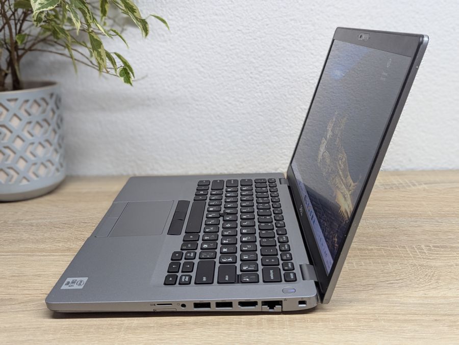 Уцінка! Ноутбук Б/В Dell Latitude 5410, Intel Core i5-10Gen, DDR4 16 GB, SSD 256GB, 14" Full HD