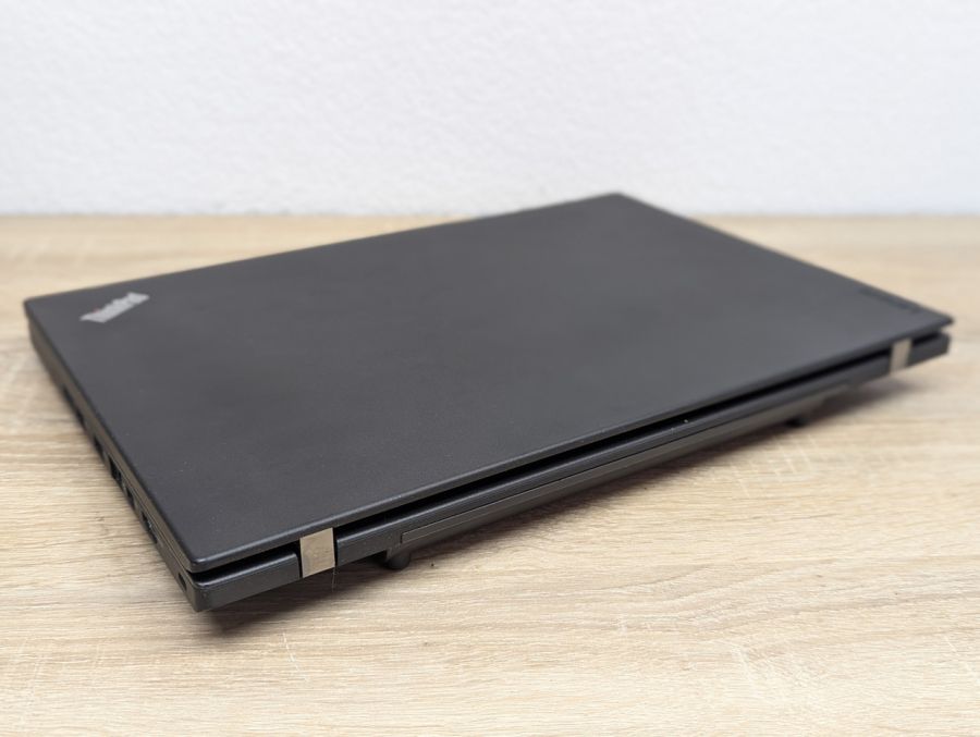 Ноутбук Б/В Lenovo ThinkPad T460P, Intel Core i5-6300HQ, DDR4 8GB, SSD 128GB, 14" Full HD