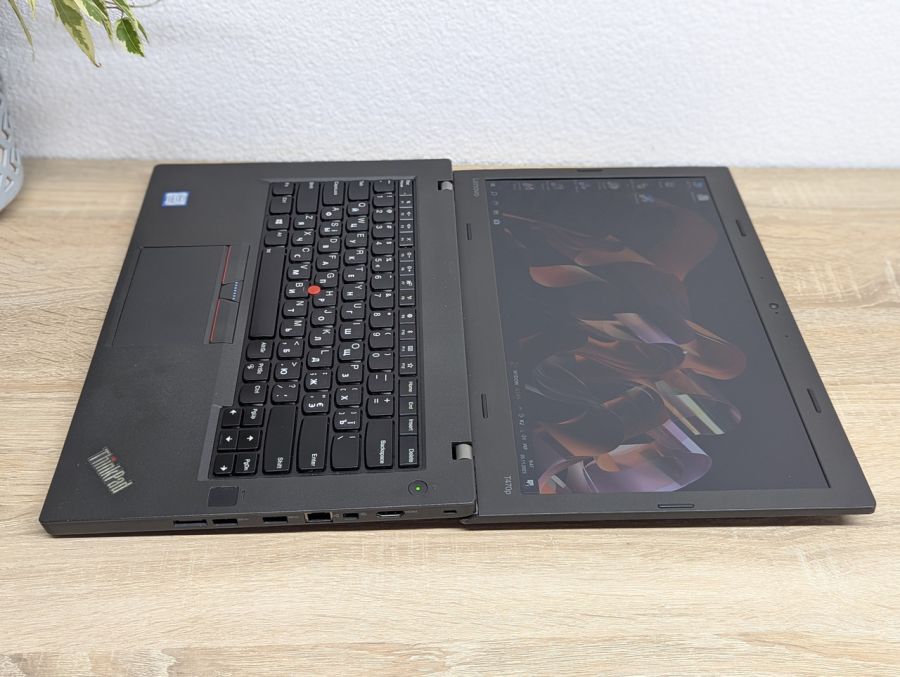 Ноутбук Б/В Lenovo ThinkPad T470P, Intel Core i5-7300HQ, DDR4 8 GB, SSD 128GB, 14" Full HD