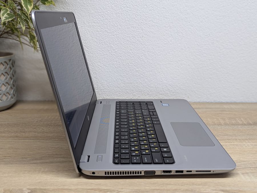 Уцінка! Ноутбук Б/В HP ProBook 450 G4, Intel Core i5-7200U, DDR4 8 GB, SSD 128GB, 15.6" Full HD