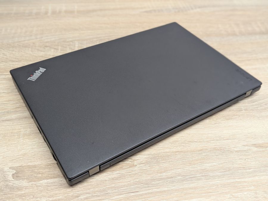 Ноутбук Б/В Lenovo ThinkPad X260, Intel Core i5-6300U, DDR4 8 GB, SSD 128GB, 12" Full HD