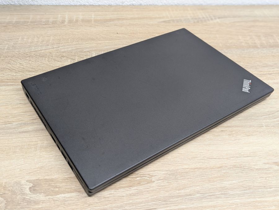 Ноутбук Б/В Lenovo ThinkPad X260, Intel Core i5-6300U, DDR4 8GB, SSD 128GB, 12" Full HD