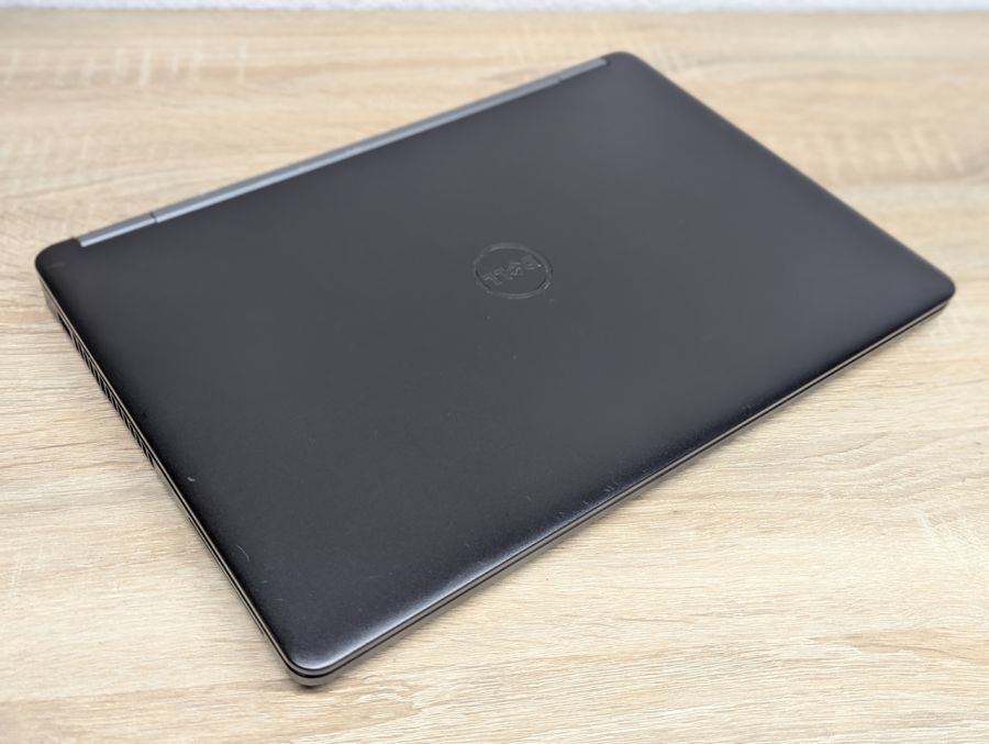Уцінка! Ноутбук Б/В Dell Latitude E5470, Intel Core i5-6300U, DDR4 8 GB, SSD 128GB, 14" Full HD