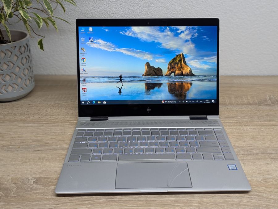 Уцінка! Ноутбук Б/В HP Spectre X360, Intel Core i5-8250U, DDR3 8 GB, SSD 256GB, 14" Full HD Сенсор