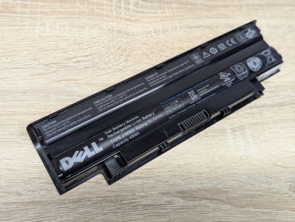 Б/В Оригінальна акумуляторна батарея Dell J1KND