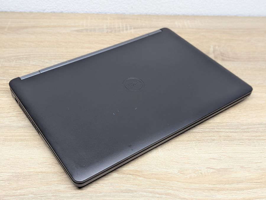 Ноутбук Б/В Dell Latitude E5470, Intel Core i7-6820HQ, DDR4 8 GB, SSD 128GB, 14" Full HD Сенсор