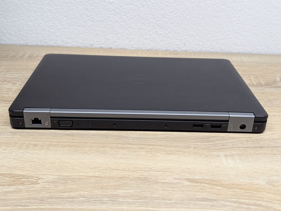Ноутбук Б/В Dell Latitude E5470, Intel Core i7-6820HQ, DDR4 8 GB, SSD 128GB, 14" Full HD Сенсор
