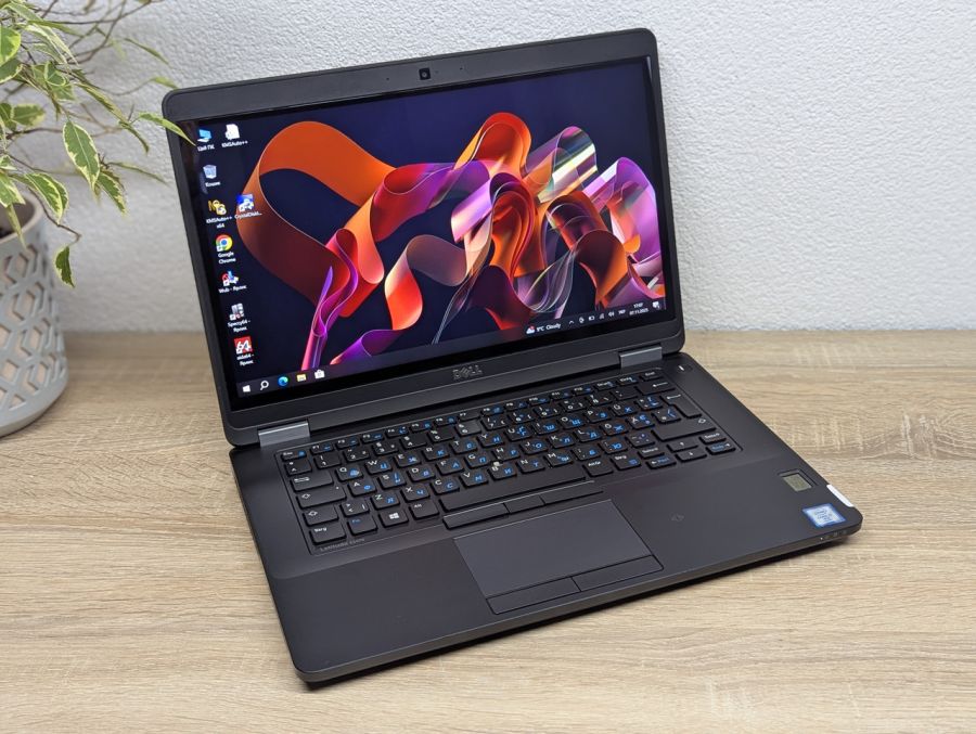 Ноутбук Б/В Dell Latitude E5470, Intel Core i7-6820HQ, DDR4 8 GB, SSD 128GB, 14" Full HD Сенсор