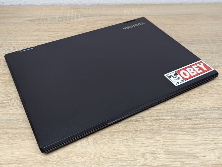 Ноутбук Б/В Toshiba Portege X20W-D, Intel Core i5-7300U, DDR3 16 GB, SSD 256GB, 12.5" Full HD Сенсор