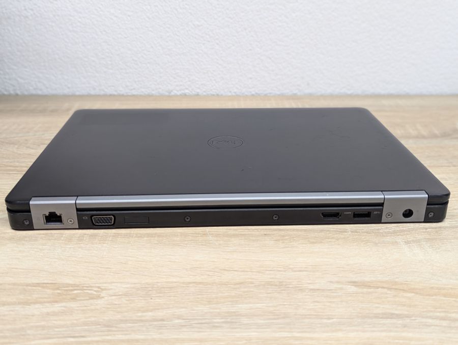Уцінка! Ноутбук Б/В Dell Latitude E5470, Intel Core i5-6300U, DDR4 8 GB, SSD 128GB, 14" Full HD