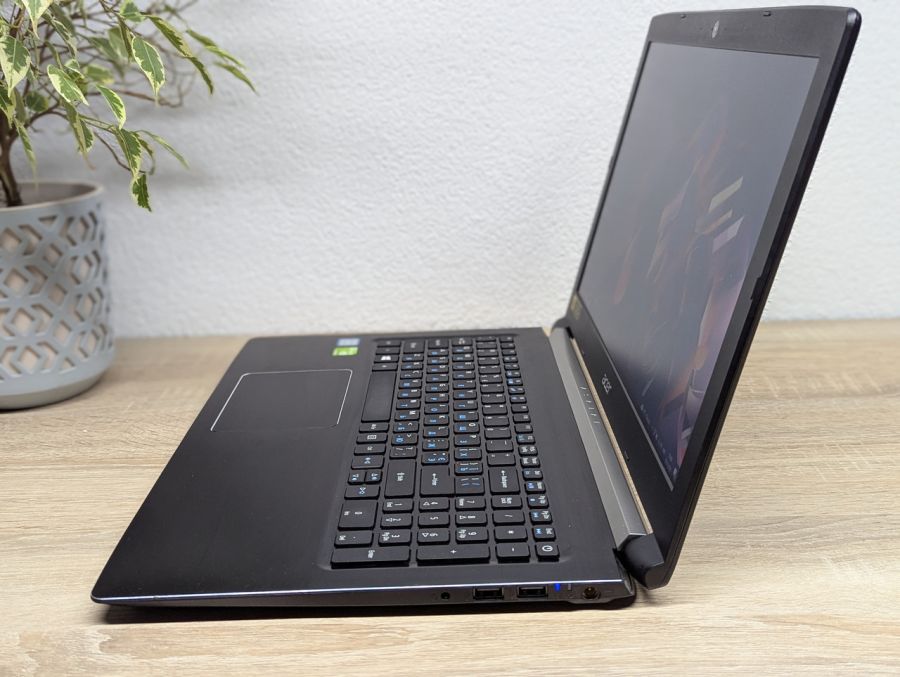 Ноутбук Б/В Acer Aspire A515-51, Intel Core i5-7200U, DDR4 16GB, SSD 128GB + SSD 500GB, NVIDIA GeForce 940MX 2GB, 15.6" Full HD