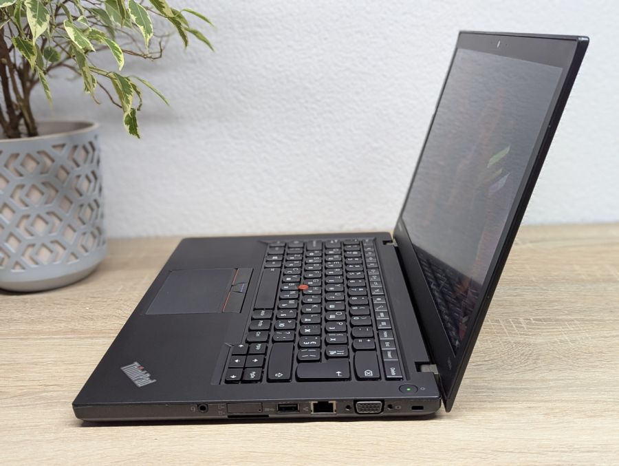 Ноутбук Б/В Lenovo ThinkPad T450S, Intel Core i5-5300U, DDR3 8 GB, SSD 128GB, 14" Full HD