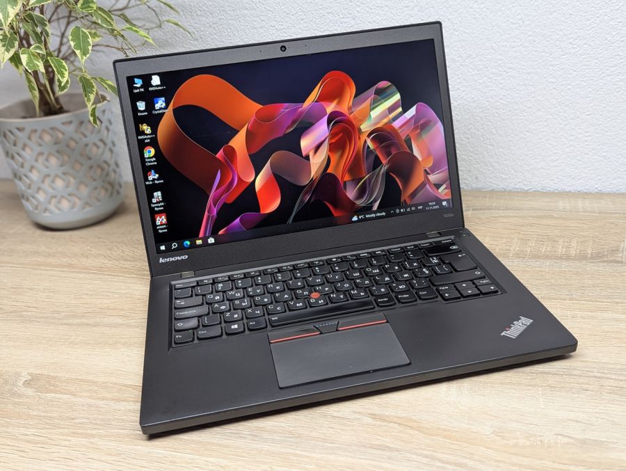 Ноутбук Б/В Lenovo ThinkPad T450S, Intel Core i5-5300U, DDR3 8 GB, SSD 128GB, 14" Full HD