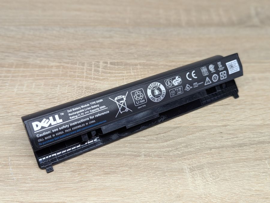 Б/В Оригінальна акумуляторна батарея Dell G038N