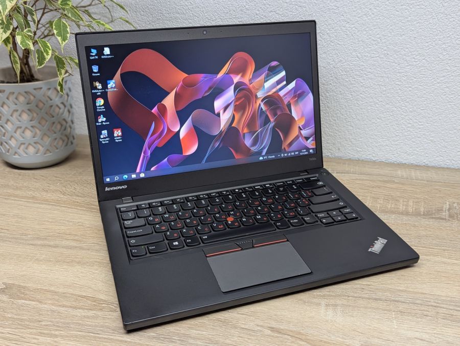 Уцінка! Ноутбук Б/В Lenovo ThinkPad T450S, Intel Core i5-5200U, DDR3 12 GB, SSD 128GB, 14" HD