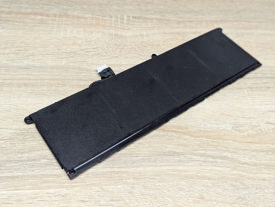 Б/В Оригінальна акумуляторна батарея Dell V6W33