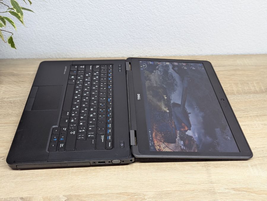 Ноутбук Б/В Dell Latitude E5440, Intel Core i5-4310U, DDR3 8 GB, SSD 128GB, GeForce GT 720M 2Gb, 14"