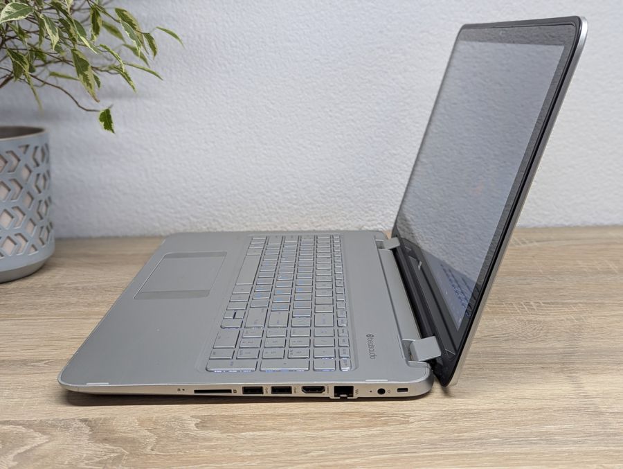 Ноутбук Б/В HP Envy 15 X360, Intel Core i5-5200U, DDR3 8 GB, SSD 256GB, 15.6" Full HD Сенсор