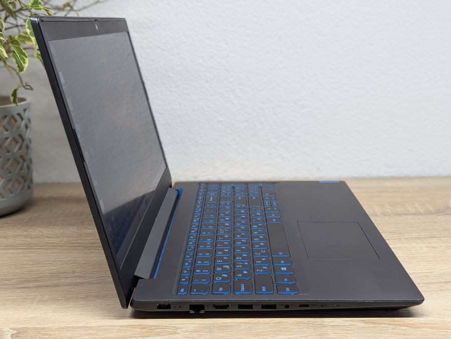 Ноутбук Б/В Lenovo IdeaPad L340-15IRH, Intel Core i5-9300H, DDR4 16 GB, SSD 512GB, 15" Full HD