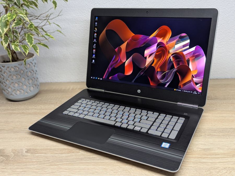 Уцінка! Ноутбук Б/В HP Pavilion 17 Notebook, Intel Core i7-6700HQ, DDR3 16 GB, SSD 128GB + HDD 1TB, GTX 960M 2Gb, 17" Full HD