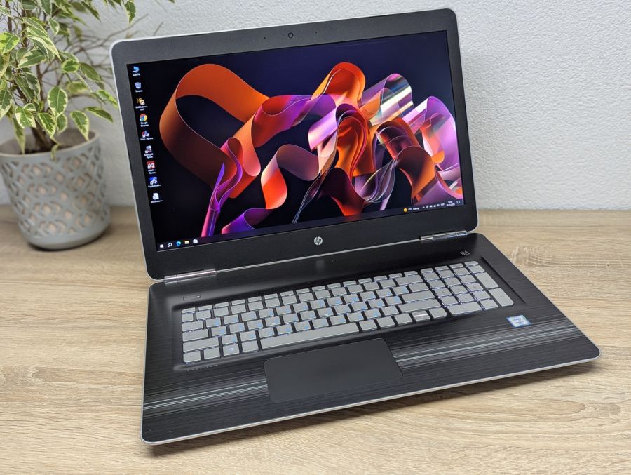 Уцінка! Ноутбук Б/В HP Pavilion 17 Notebook, Intel Core i7-6700HQ, DDR3 16 GB, SSD 128GB + HDD 1TB, GTX 960M 2Gb, 17" Full HD