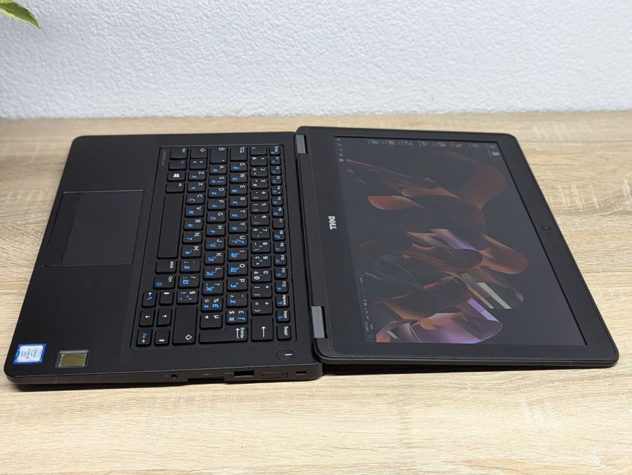 Ноутбук Б/В Dell Latitude E5270, Intel Core i5-6300U, DDR4 8 GB, SSD 128GB, 12" Full HD