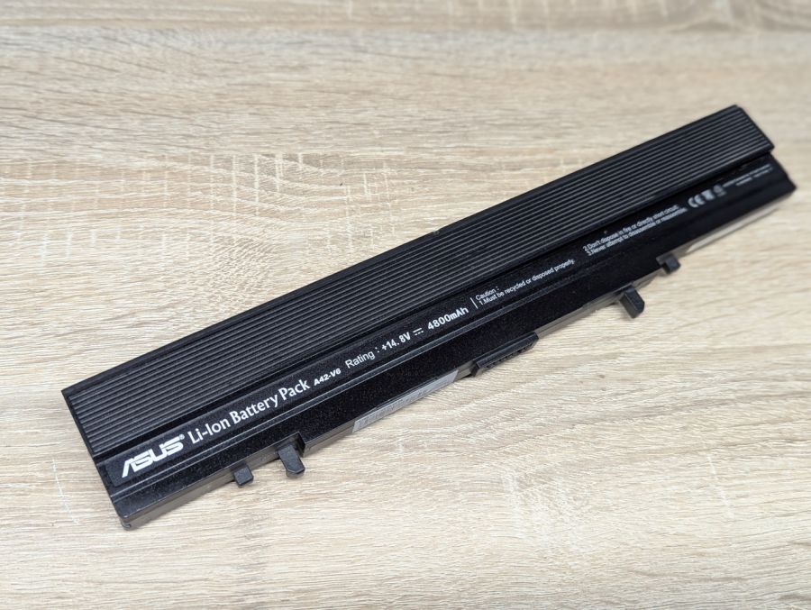 Б/В Оригінальна акумуляторна батарея Asus A42-V6