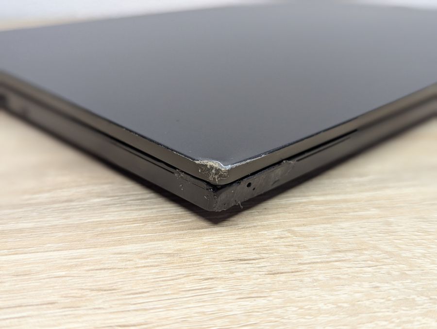Уцінка! Ноутбук Б/В Lenovo Think Pad E15, Intel Core i7-10510U, DDR4 16 GB, SSD 256GB, AMD Radeon RX 640 2Gb, 15.6" Full HD