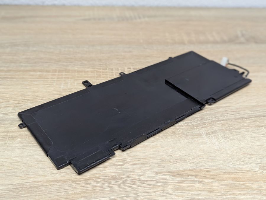 Б/В Оригінальна акумуляторна батарея HP BG06XL