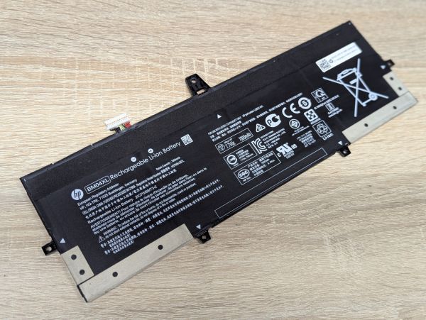 Б/В Оригінальна акумуляторна батарея HP BM04XL