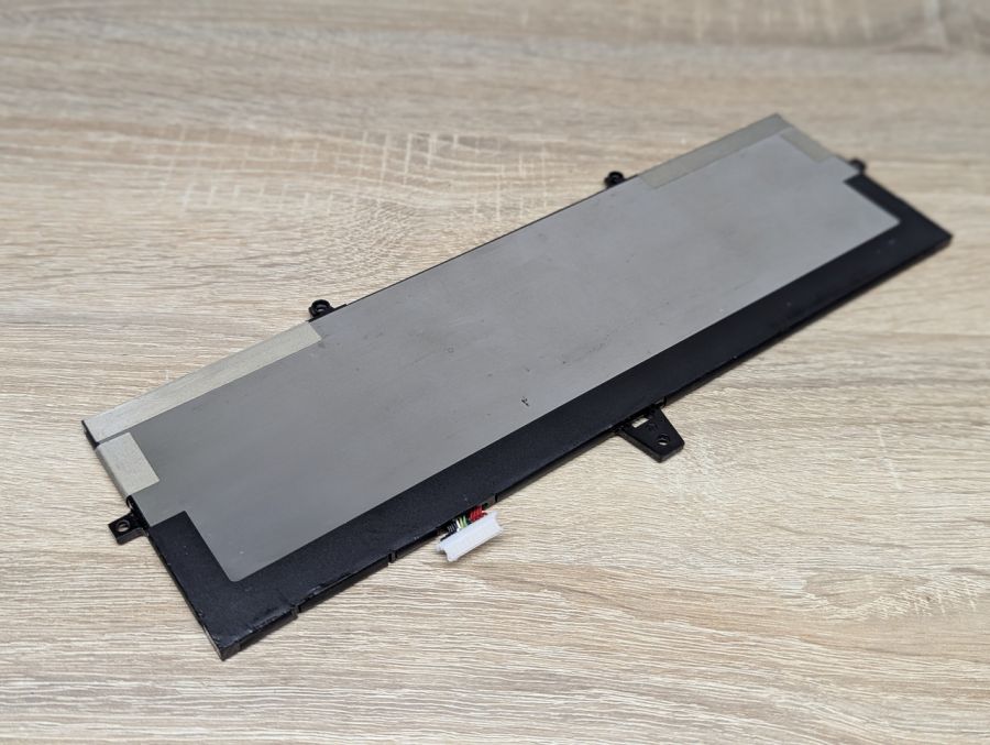 Б/В Оригінальна акумуляторна батарея HP BM04XL