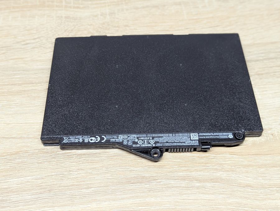 Б/В Оригінальна акумуляторна батарея HP SN03XL