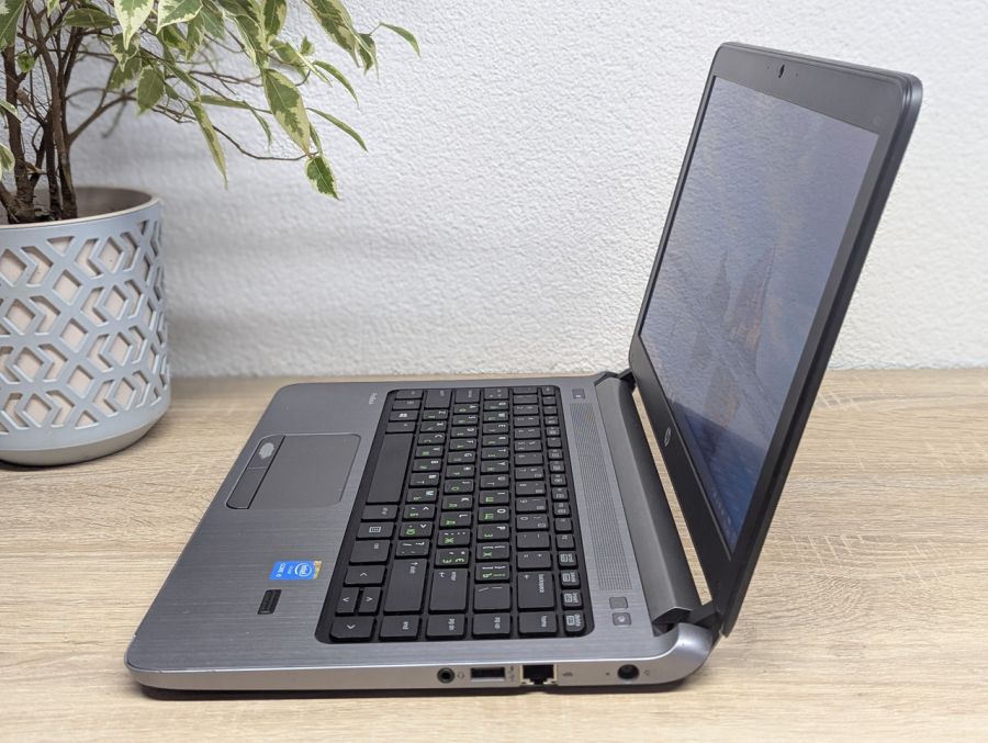 Уцінка! Ноутбук Б/В HP ProBook 430 G2, Intel Core i5-5200U, DDR3 8 GB, SSD 128GB, 12.5" HD Сенсор