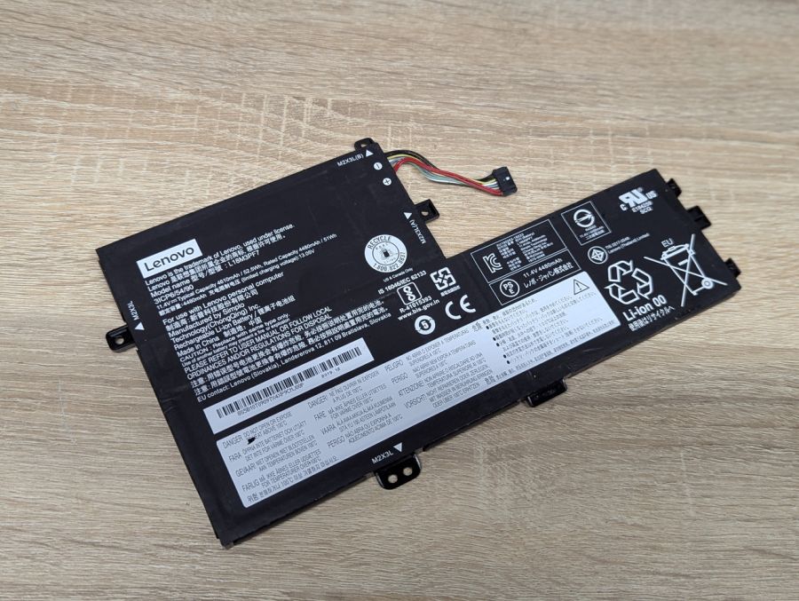 Б/В Оригінальний акумулятор Lenovo L18M3PF7