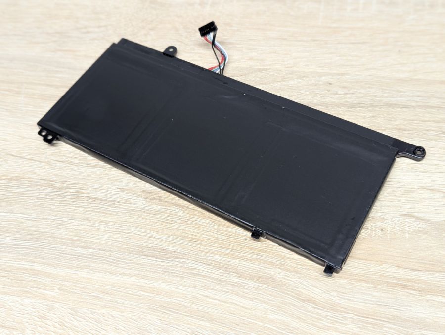 Б/В Оригінальна акумуляторна батарея Lenovo L19L3PDA