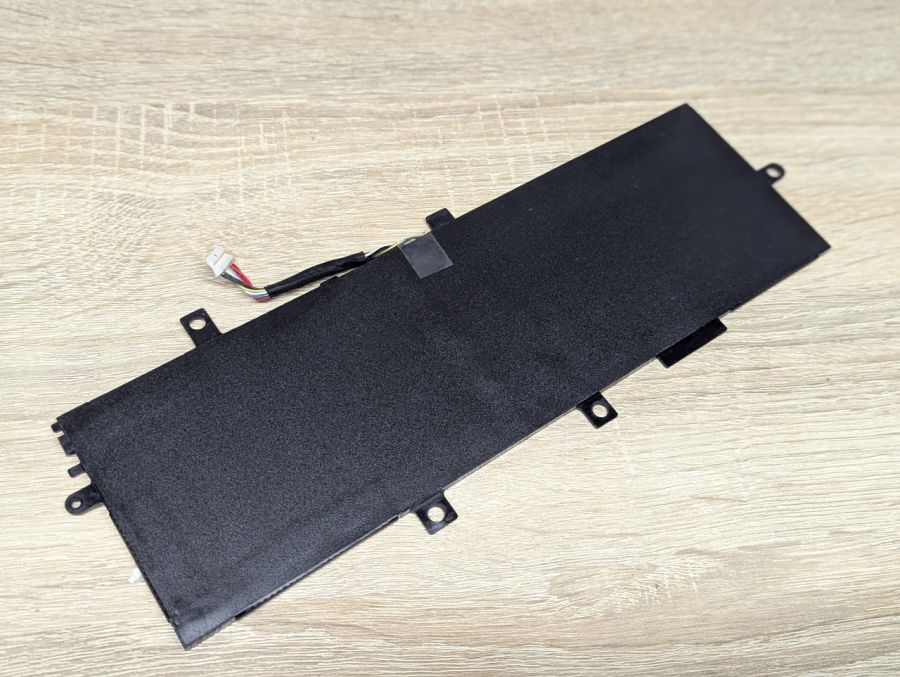 Б/В Оригінальна акумуляторна батарея Lenovo SB10F46442 (00HW004)