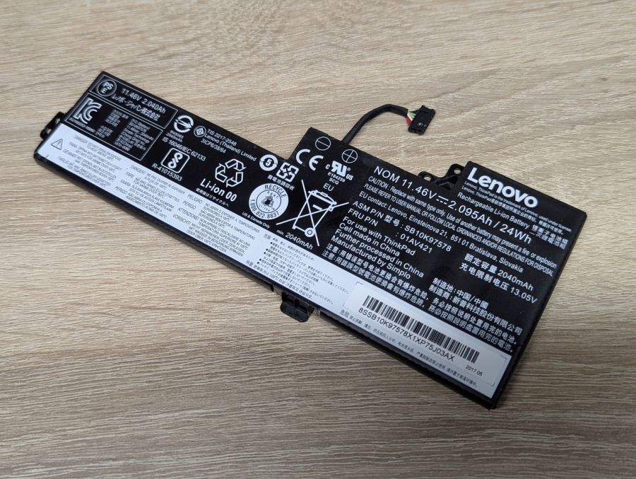 Б/В Оригінальна акумуляторна батарея Lenovo SB10K97578 (01AV421)