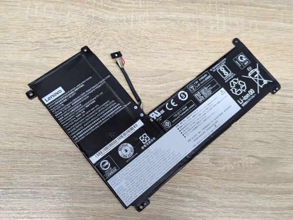 Б/В Оригінальна акумуляторна батарея Lenovo L19C2PF1