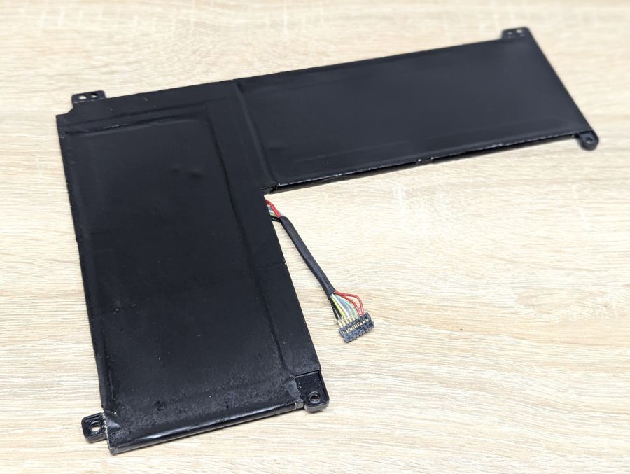 Б/В Оригінальна акумуляторна батарея Lenovo L19C2PF1