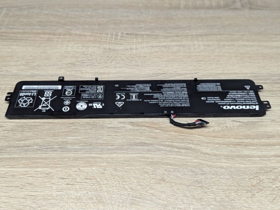 Б/В Оригінальний акумулятор Lenovo L14S3P24