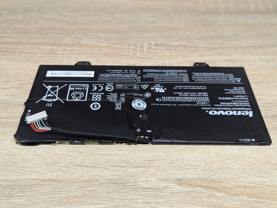 Б/В Оригінальний акумулятор Lenovo L14M4P71