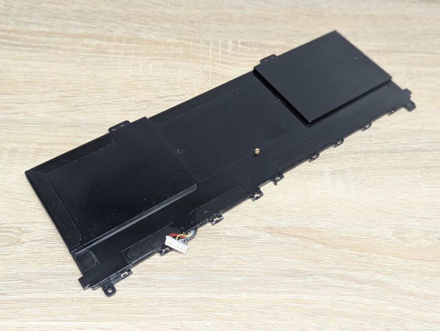 Б/В Оригінальна акумуляторна батарея Lenovo L13M6P71
