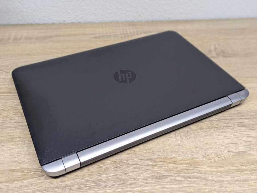 Уцінка! Ноутбук Б/В HP ProBook 450 G3, Intel Core i5-6200U, DDR3 8 GB, SSD 128GB + SSD 1TB, 15.6" HD