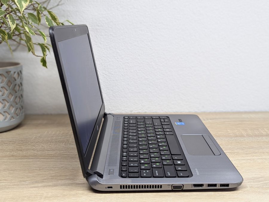 Уцінка! Ноутбук Б/В HP ProBook 430 G2, Intel Core i5-5200U, DDR3 8 GB, SSD 128GB, 12.5" HD